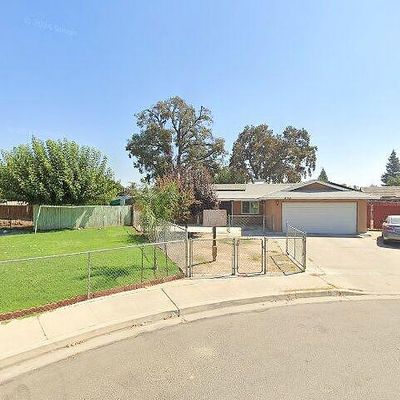 436 E Sunnyview Ct, Visalia, CA 93291