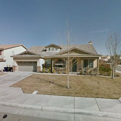 44022 Raven Ln, Lancaster, CA 93536