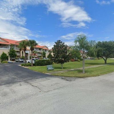 442 Bouchelle Dr #104, New Smyrna Beach, FL 32169