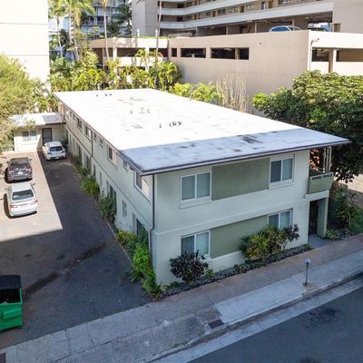 448 Kaiolu St, Honolulu, HI 96815