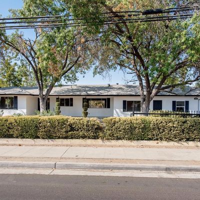 3827 E Butler Ave, Fresno, CA 93702