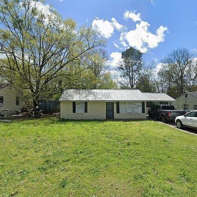 3862 Andrews Dr, Macon, GA 31206