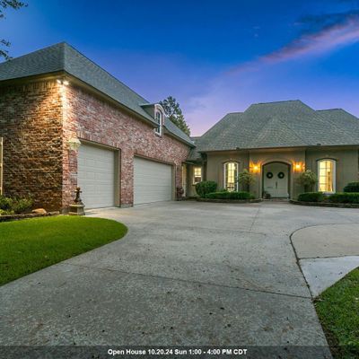 40203 Dove Estates Ct, Gonzales, LA 70737