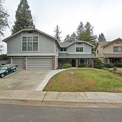 404 Community Dr, Roseville, CA 95678