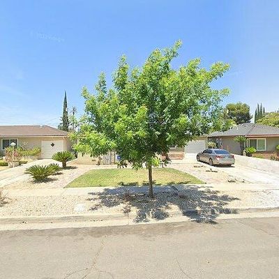 404 W Robinson Ave, Fresno, CA 93705