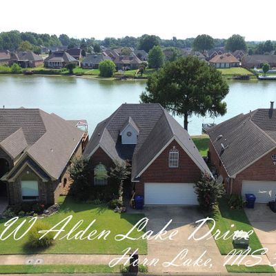 4892 W Alden Lake Drive, Horn Lake, MS 38637