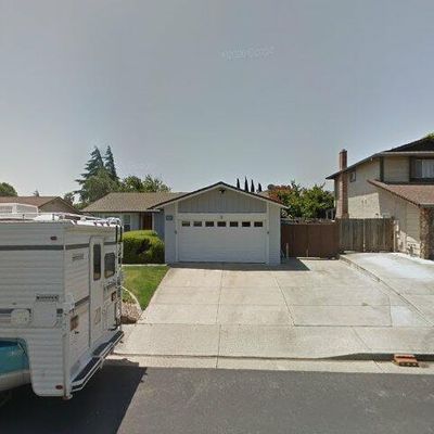 4981 Silverado Dr, Fairfield, CA 94534