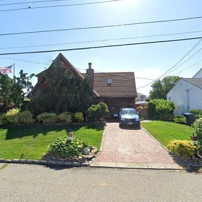 5 Harbor View Ln, Toms River, NJ 08753