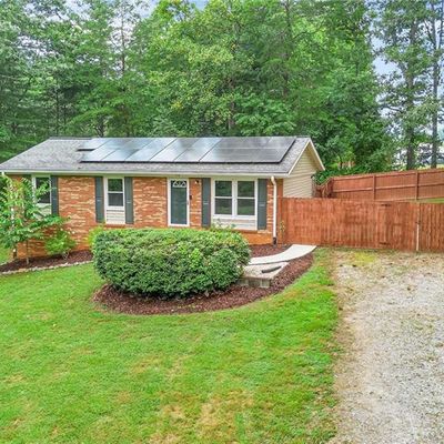 504 Brown Berry Rd, North Wilkesboro, NC 28659