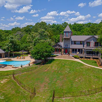 509 Mt Leopard Road, Flora, MS 39071