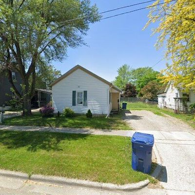 510 S Kiesel St, Bay City, MI 48706