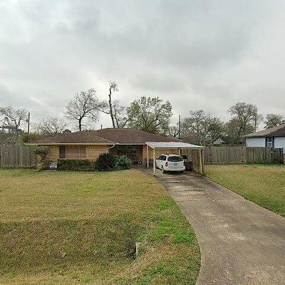 511 Baywood St, La Porte, TX 77571