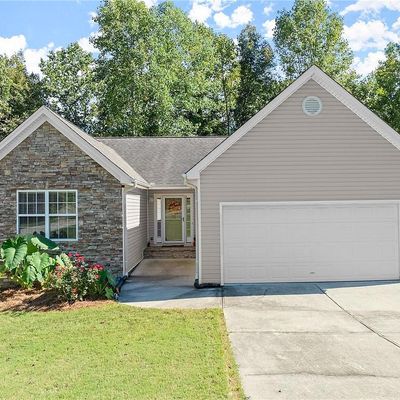 5145 Yellow Stone Dr, Flowery Branch, GA 30542