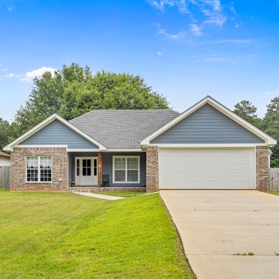 515 W Border Avenue, Wiggins, MS 39577