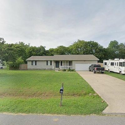 52 Dement Rd, Sikeston, MO 63801