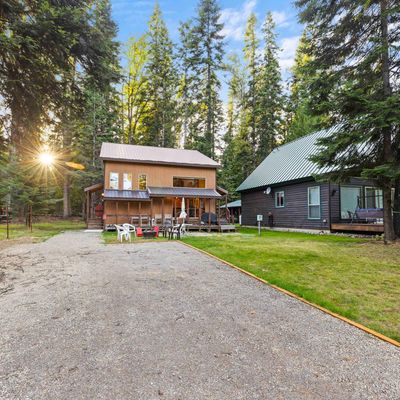 52 White Fir Ln, Nordman, ID 83848