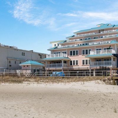 520 E Stockton Road, Wildwood Crest, NJ 08260