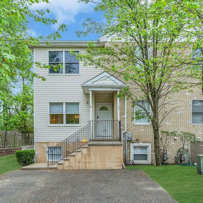 46 Tova Dr, Lakewood, NJ 08701