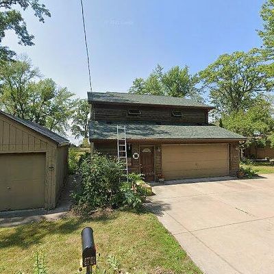 4701 Esther Ln, Green Bay, WI 54311