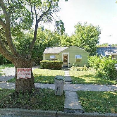 4849 N 21 St St, Milwaukee, WI 53209