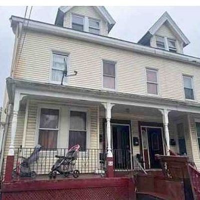 58 Cleveland St, Orange, NJ 07050