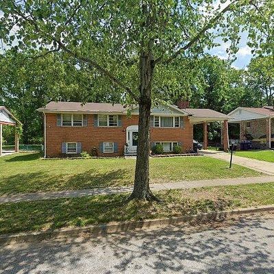 5809 Garden Dr, Clinton, MD 20735