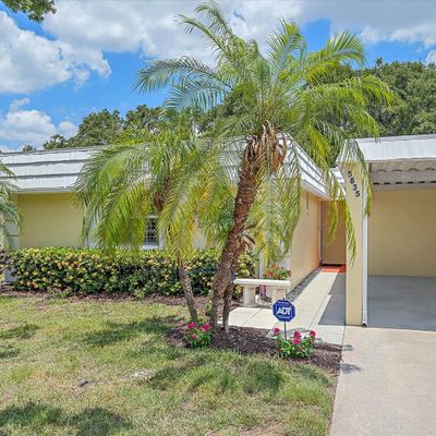 5835 Tidewood Avenue, Sarasota, FL 34231