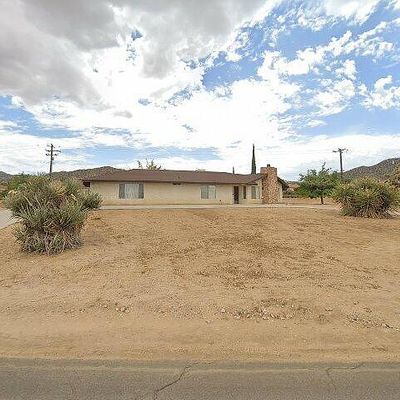 58697 Santa Barbara Dr, Yucca Valley, CA 92284