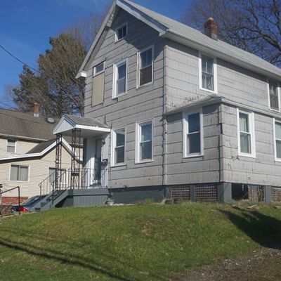 594 Hanover Rd, Meriden, CT 06451