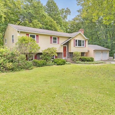 6 Crestwood Dr, East Hampton, CT 06424