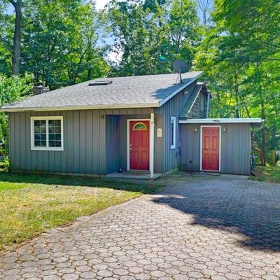 6 Ferndale Rd, West Milford, NJ 07480