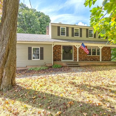 60 White Oak Dr, Southington, CT 06489