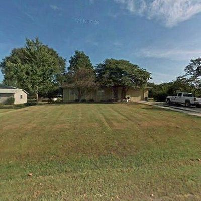 605 E 2 Nd St, Creighton, MO 64739