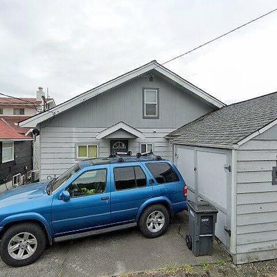 607 Shore Dr, Bremerton, WA 98310