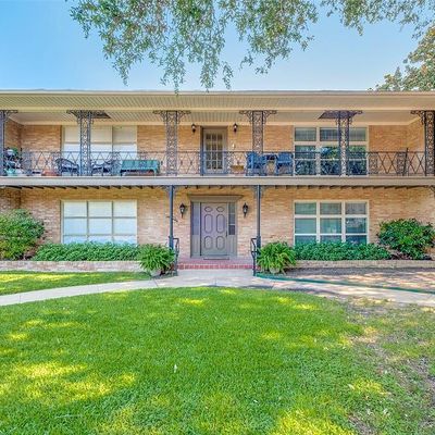 6131 Bandera Avenue, Dallas, TX 75225