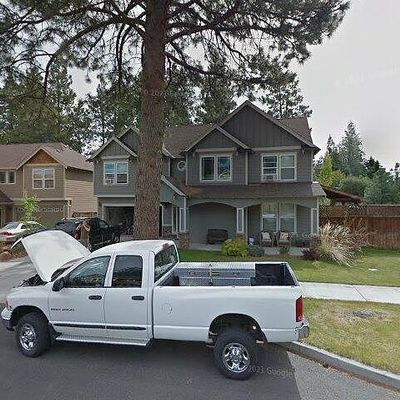 61502 Tall Tree Ct, Bend, OR 97702