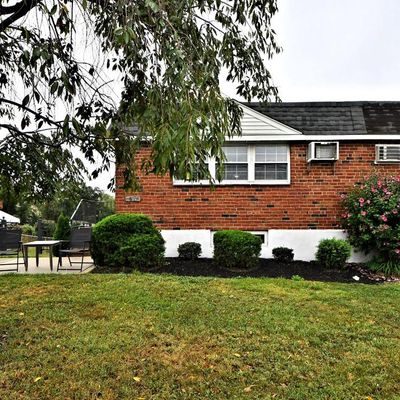 627 Clay Dr, Conshohocken, PA 19428