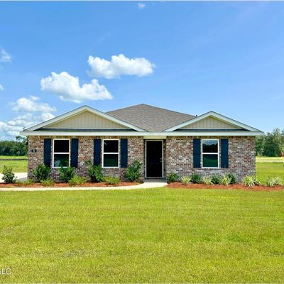 63 Crown Drive, Lucedale, MS 39452