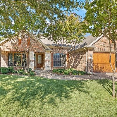 6300 Laurel Oak Ln, Arlington, TX 76001