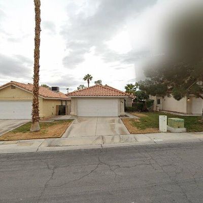 54 Quiet Desert Ln, Henderson, NV 89074