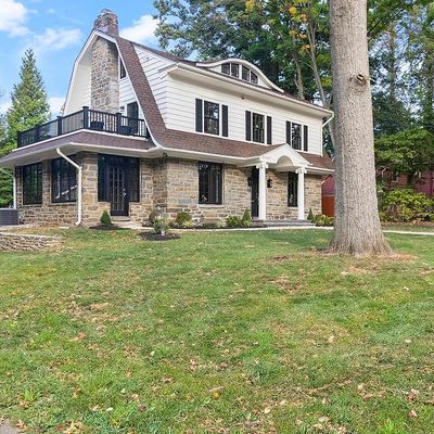 550 Riverview Rd, Swarthmore, PA 19081