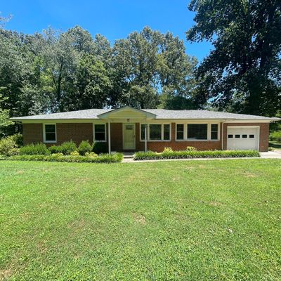 555 Nash Ln, Estill Springs, TN 37330