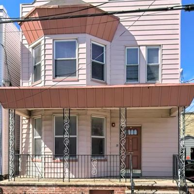 565 35 Th St, Union City, NJ 07087