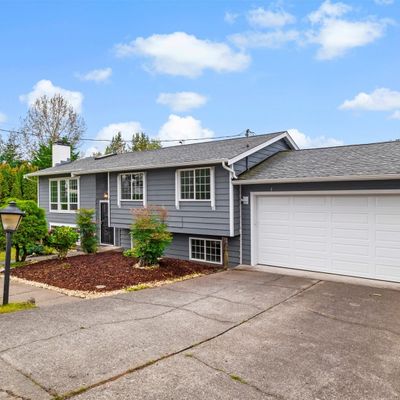 697 Allan St, Blaine, WA 98230