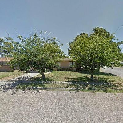 701 N Ash St, Kermit, TX 79745