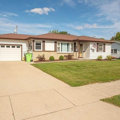 716 Denning Ave, Beaver Dam, WI 53916