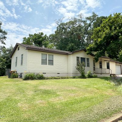 722 Se 1st Street, Magee, MS 39111