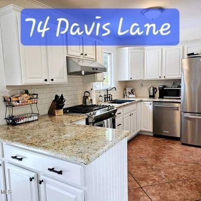 74 Davis Ln, Red Bank, NJ 07701