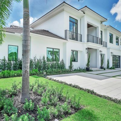 7412 Mandarin Dr, Boca Raton, FL 33433