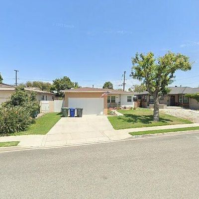 6341 Charlwood St, Lakewood, CA 90713